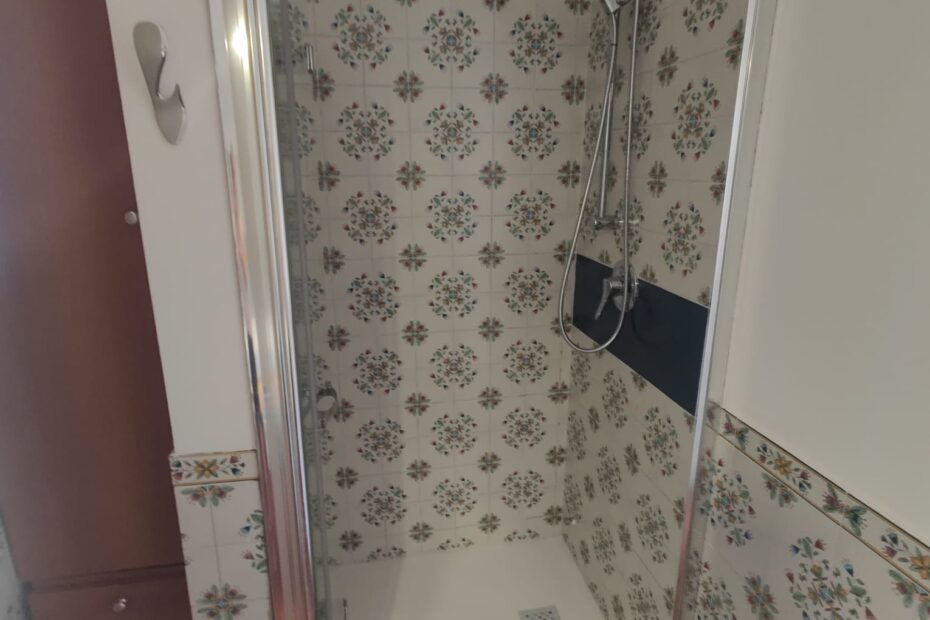 ElaiaMasterRestroom_1