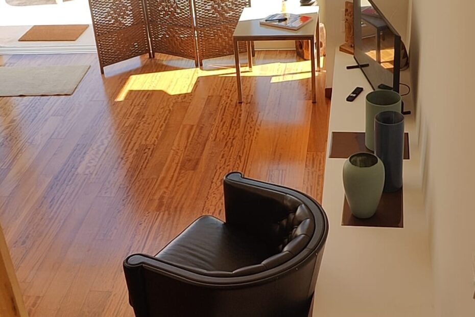 MaeraStairsToGardenView