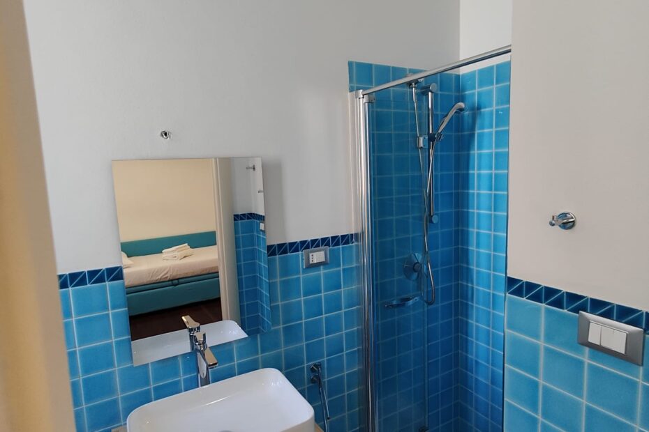 TarasBedroomToilet_1