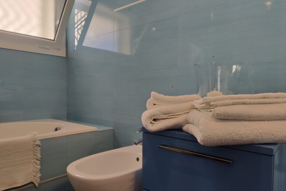 TarasMasterBathroom_0